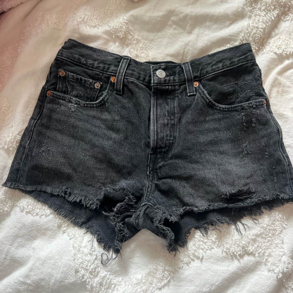 Black Levi 501 Shorts